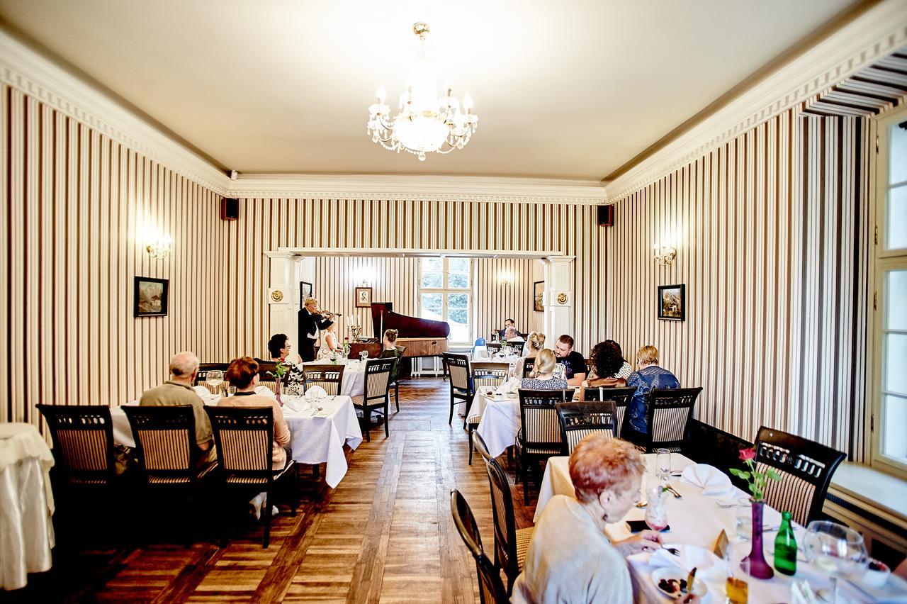 Palac Bazantarnia Pszczyna Ngoại thất bức ảnh
